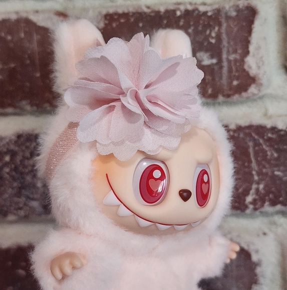 Labubu Pink Flower Headband - Picture 1 of 5